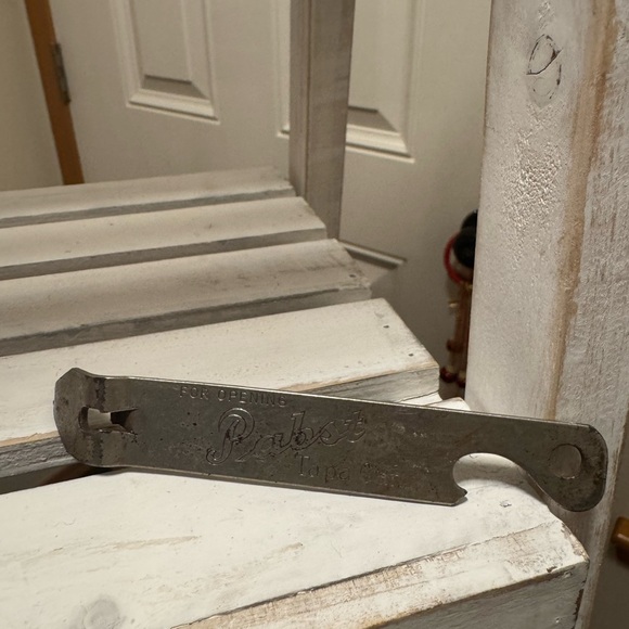$5 bundled - Pabst Beer can opener - Picture 4 of 5